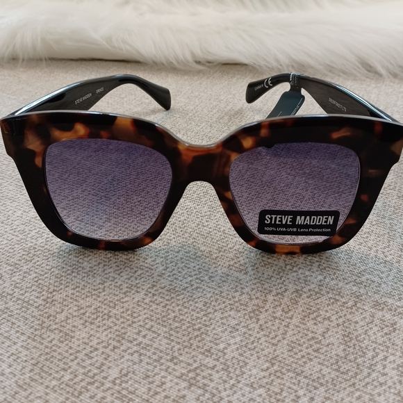 Steve madden sunglasses women style cat 100% UVA,UVB Lens Protection - Picture 1 of 6